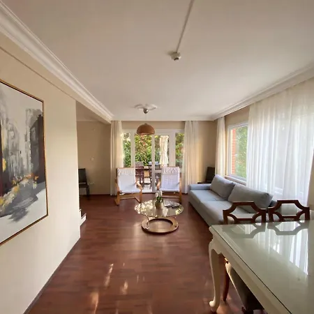 Bueyuekada Apart Hotel - Karadag Apart Aparthotel