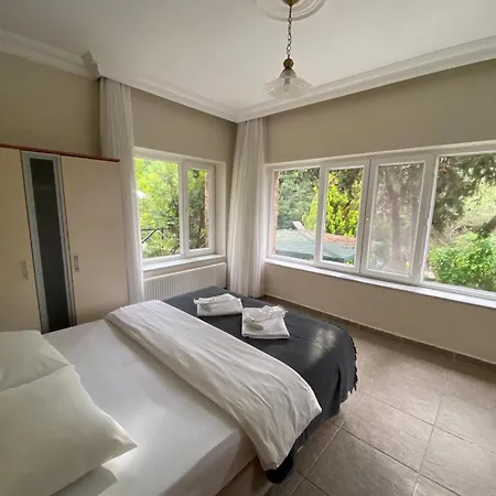 Bueyuekada Apart Hotel - Karadag Apart