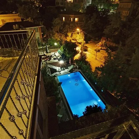Bueyuekada Apart Hotel - Karadag Apart Aparthotel *