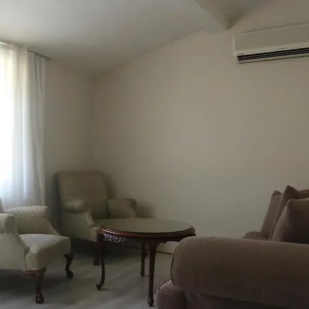 Bueyuekada Apart Hotel - Karadag Apart Aparthotel Adalar