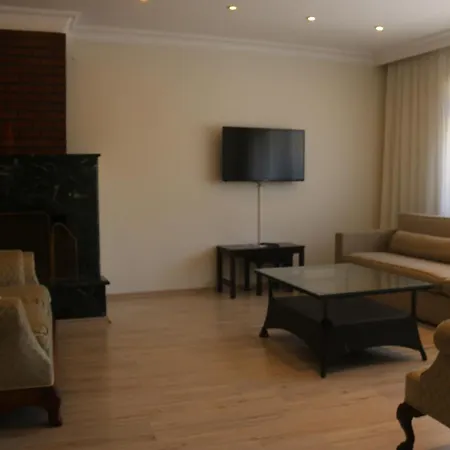 Bueyuekada Apart Hotel - Karadag Apart