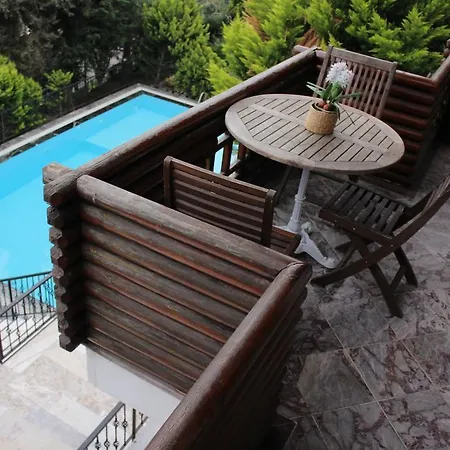 Bueyuekada Apart Hotel - Karadag Apart