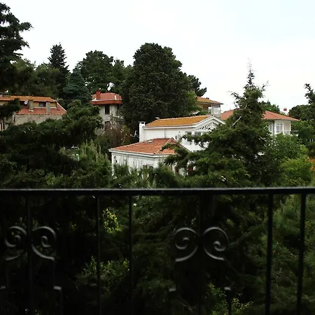 Bueyuekada Apart Hotel - Karadag Apart Aparthotel Adalar